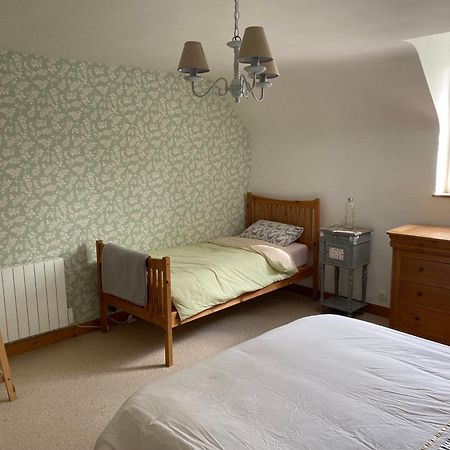 Chambre De Rose - Le Refuge Des Parachutistes - En Bordure Du Marais Neuville-au-Plain Екстериор снимка