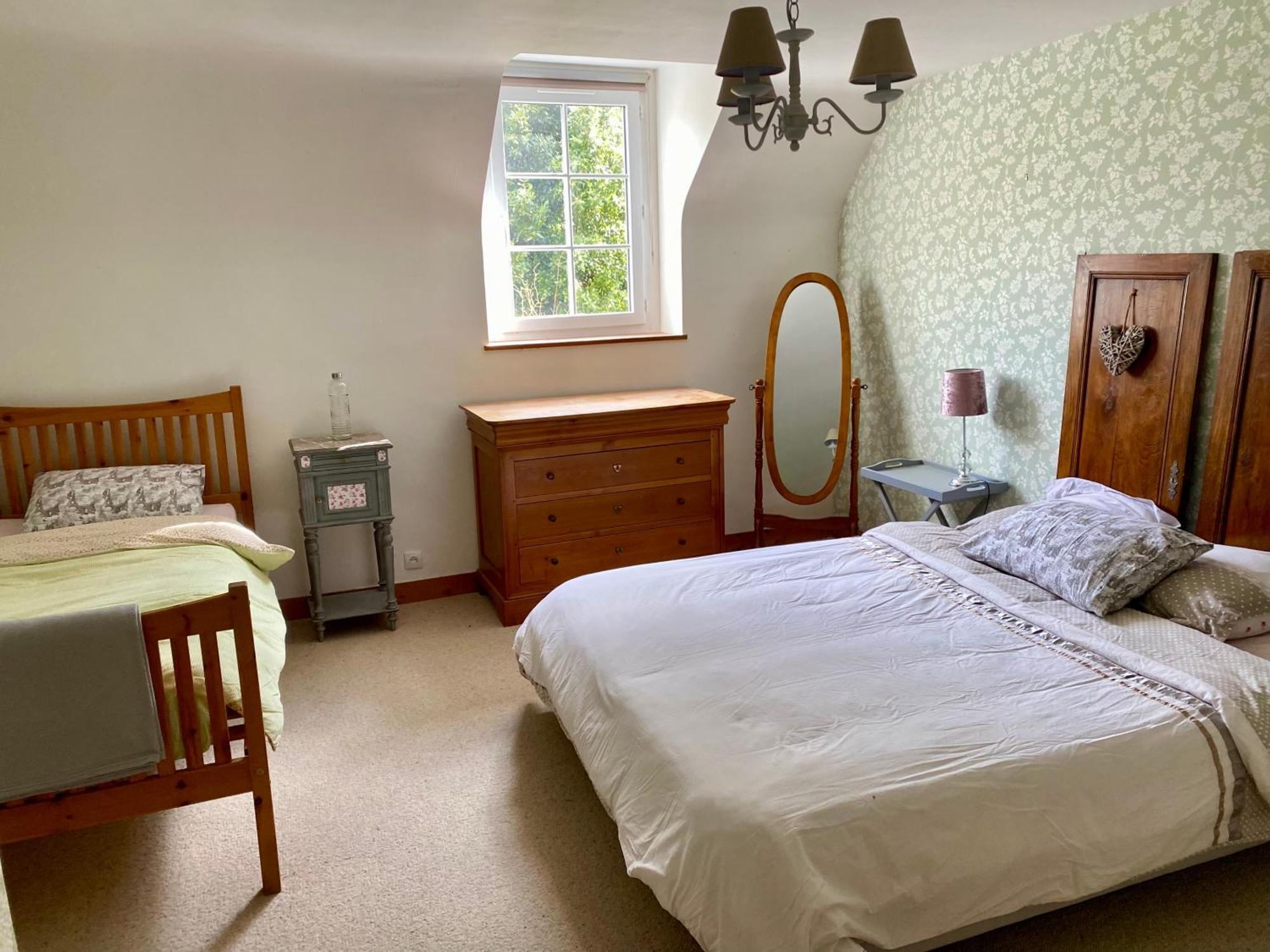 Chambre De Rose - Le Refuge Des Parachutistes - En Bordure Du Marais Neuville-au-Plain Екстериор снимка